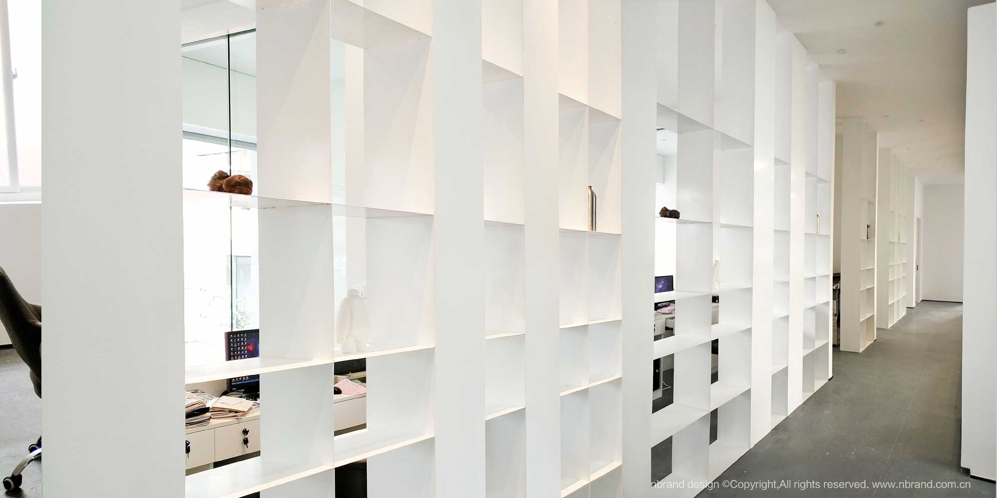 九智品牌辦公空間辦公室環(huán)境設(shè)計(jì)、商業(yè)空間設(shè)計(jì)